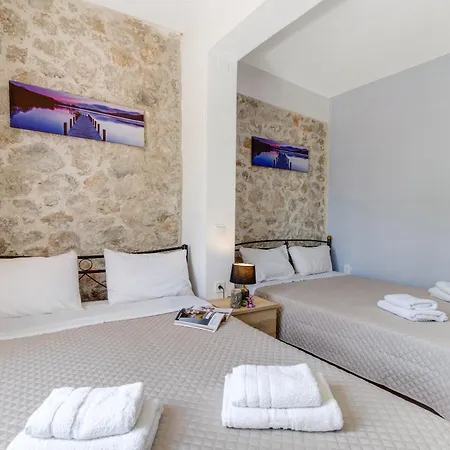 Gkountis Stone 5 아파트 *