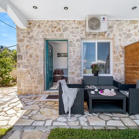 Gkountis Stone 5 Appartement Tsoukaládhes